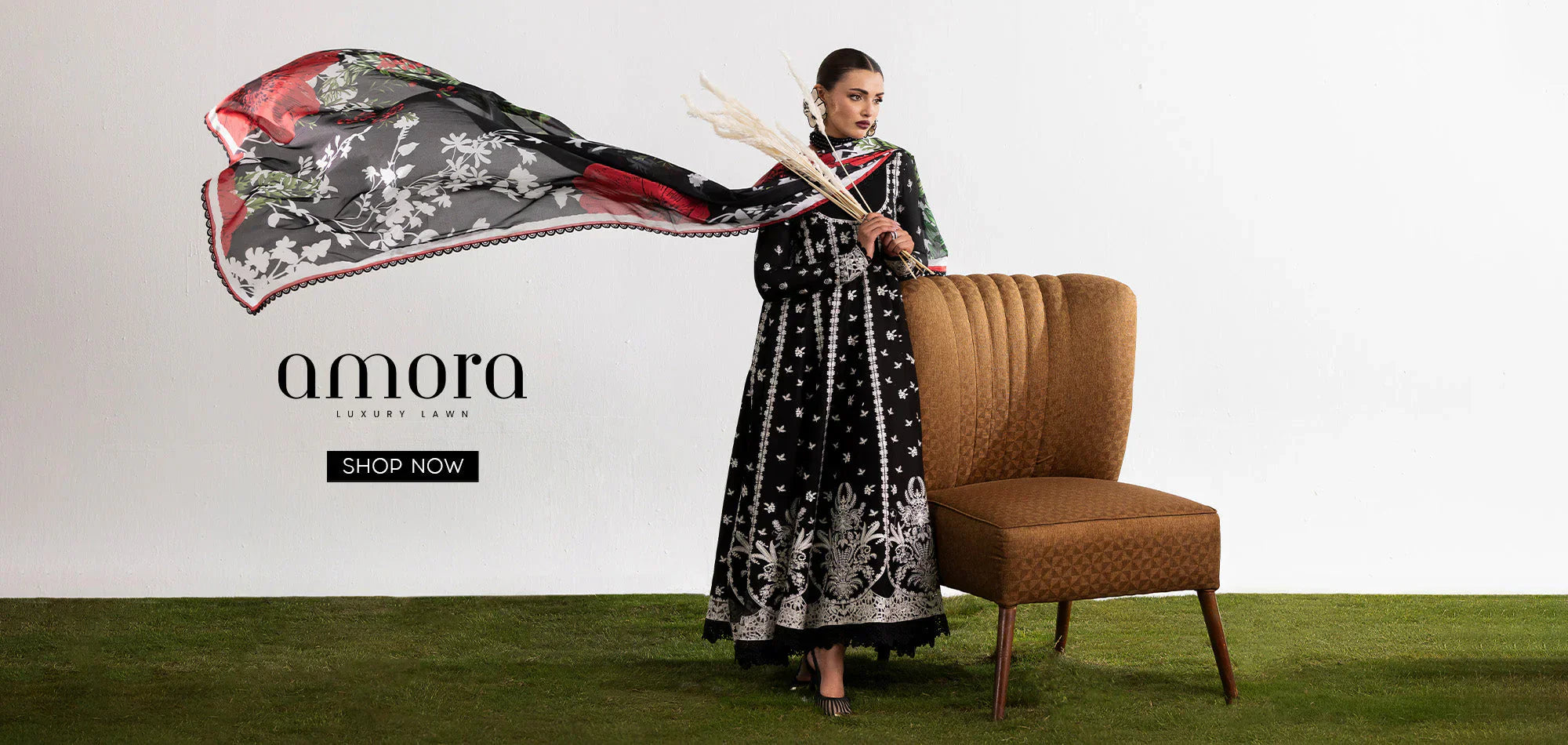 Introducing the Luxury Lawn Collection by Amber Imran